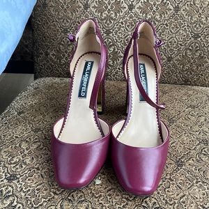 Beautiful burgundy shoes